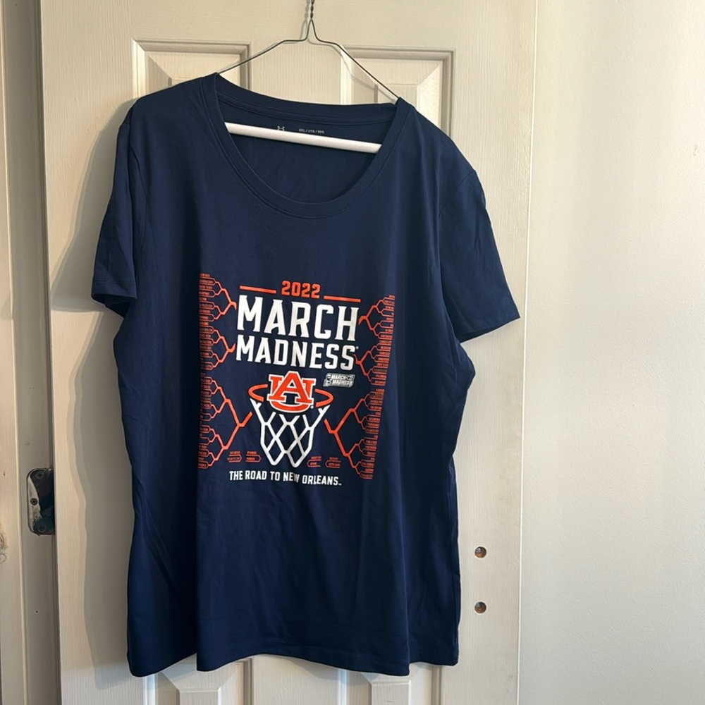NWT Women’s Under Armour 2022 AU March Madness Tshirt Size 2XL
